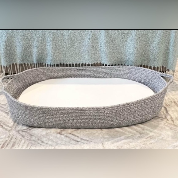 infant portable changing table - Picture 1 of 8